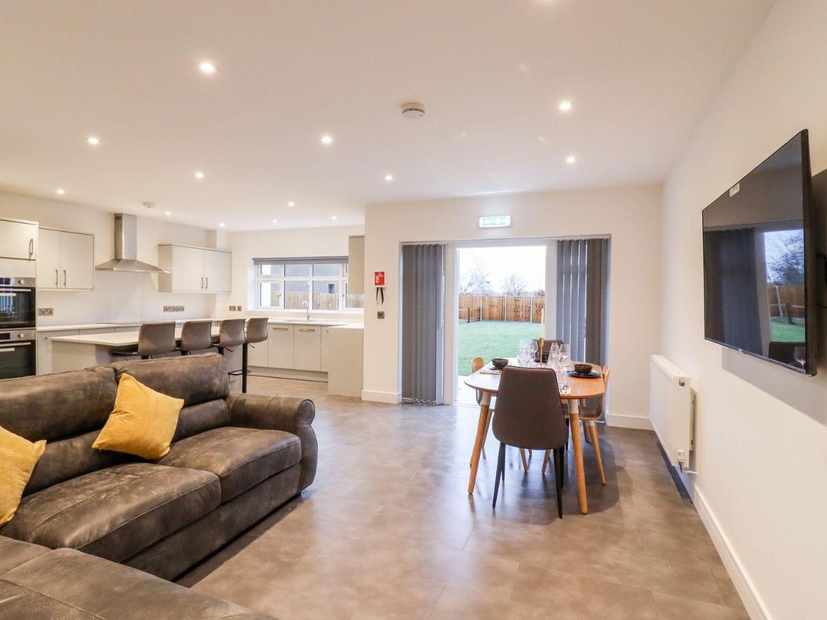 Exning Residence Newmarket  Esterno foto