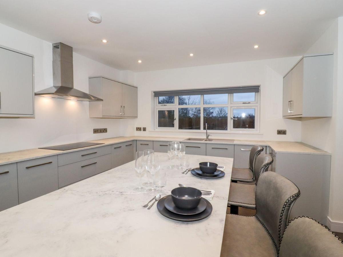 Exning Residence Newmarket  Esterno foto