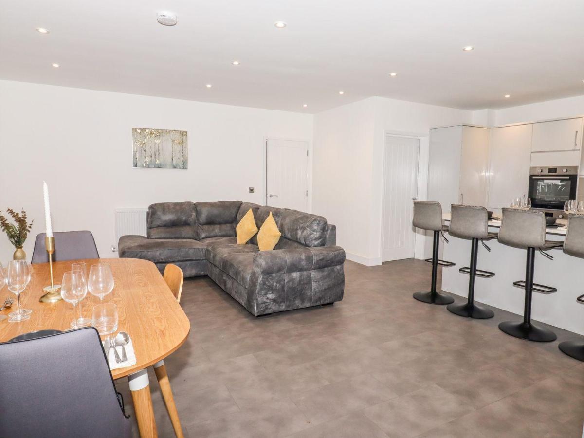 Exning Residence Newmarket  Esterno foto