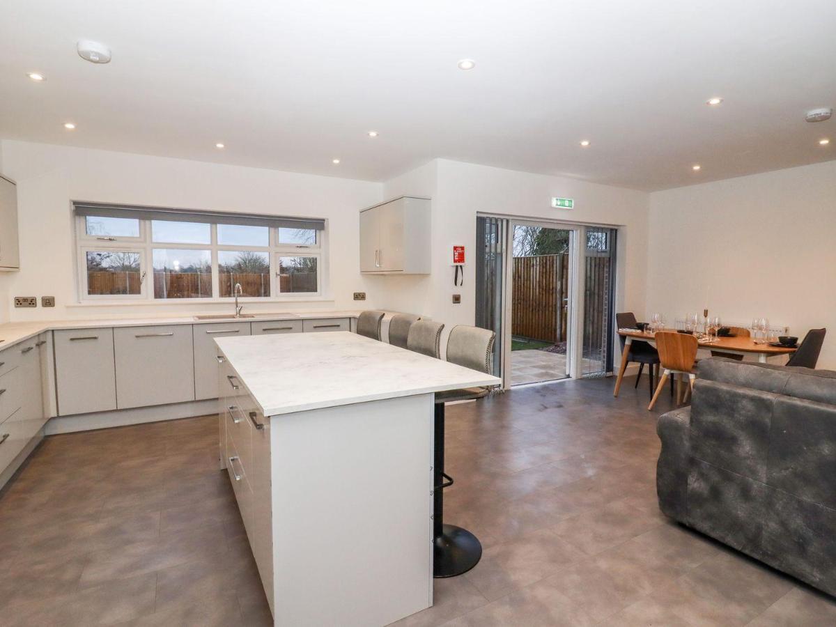 Exning Residence Newmarket  Esterno foto